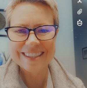 Meet your Posher, Paula